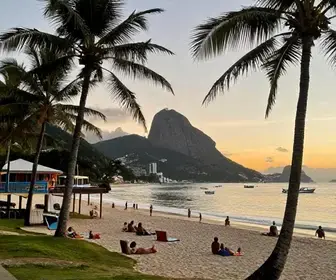 Descubra as Melhores Pousadas na Ferradura em Búzios