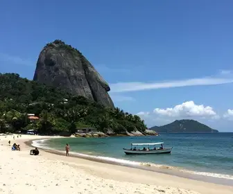Descubra Como Fazer um Bate-Volta de Búzios para Arraial do Cabo