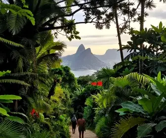 Explore a Trilha José Gonçalves-Caravelas em Búzios