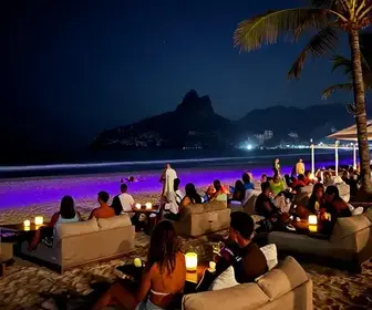 Os Melhores Beach Clubs em Búzios: Vida Noturna com Estilo
