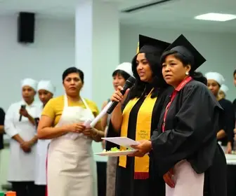 Secretaria da Mulher de Búzios celebra formatura de 134 alunas da Escola Móvel de Gastronomia do Senac RJ